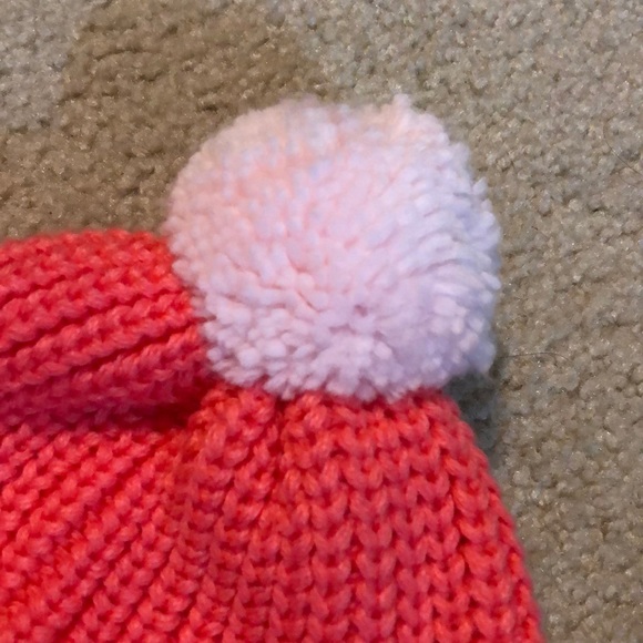 EUC Gymboree pom beanie - Picture 3 of 4